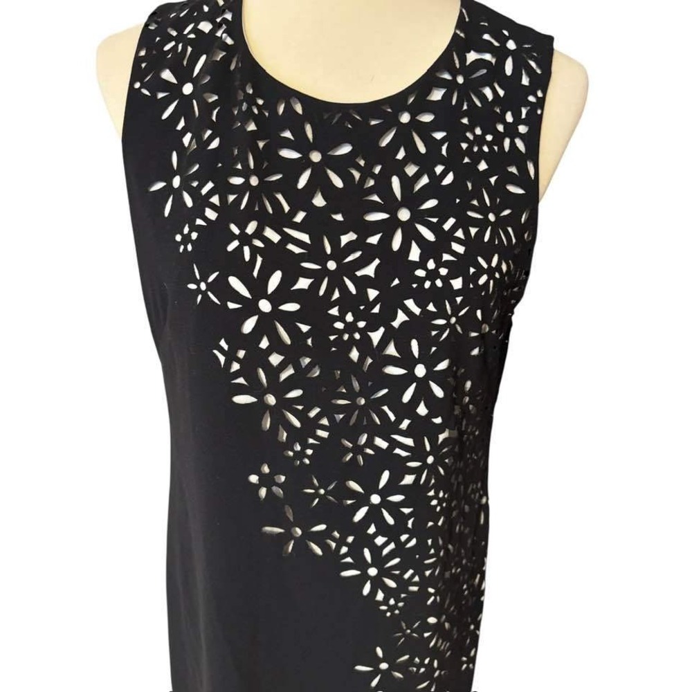 Sleeveless Black Dress Floral Laser Cut. Cocktail Wedding Guest Elegant SZ 8 - Picture 3 of 14